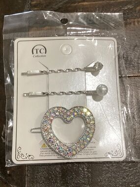 IC COLLECTION Silver Heart Hair Clip Set with Iridescent Crystals